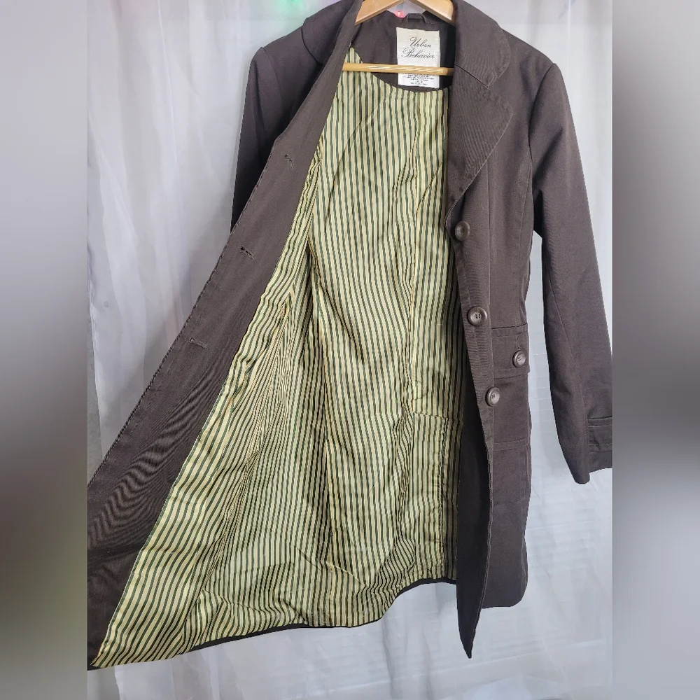 Urban Behavior Trench Coat Lightweight vintage Jacket womens large Brown